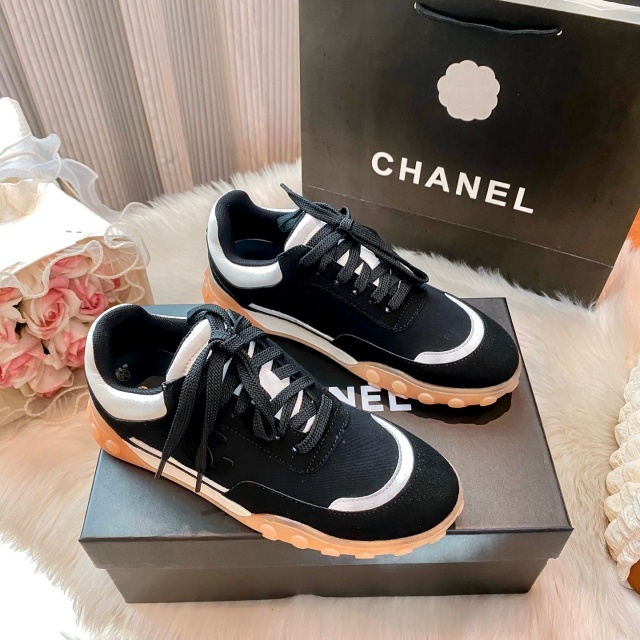 Chic Fashion Women Luxury Casual Sneakers