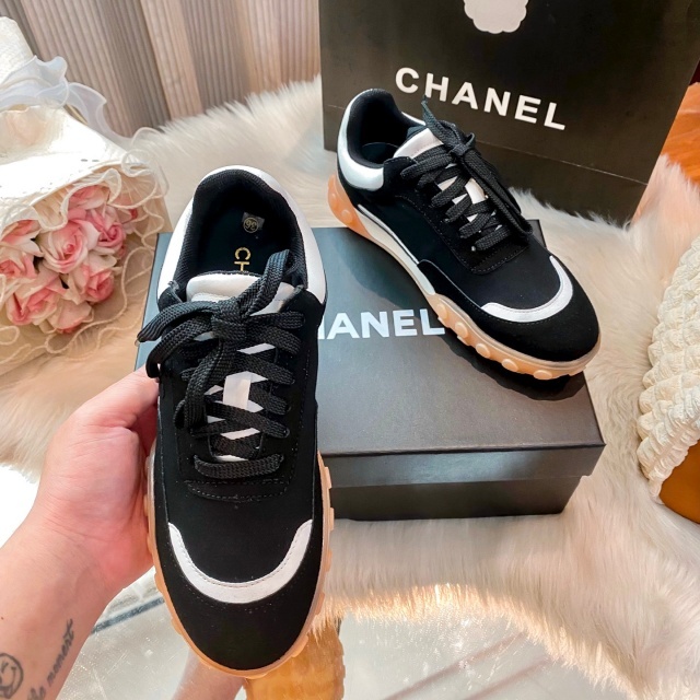 Chic Fashion Women Luxury Casual Sneakers