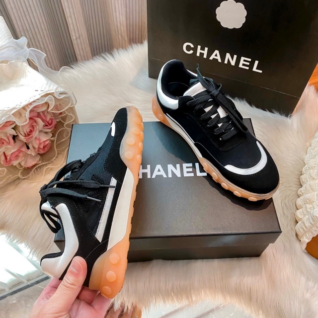 Chic Fashion Women Luxury Casual Sneakers