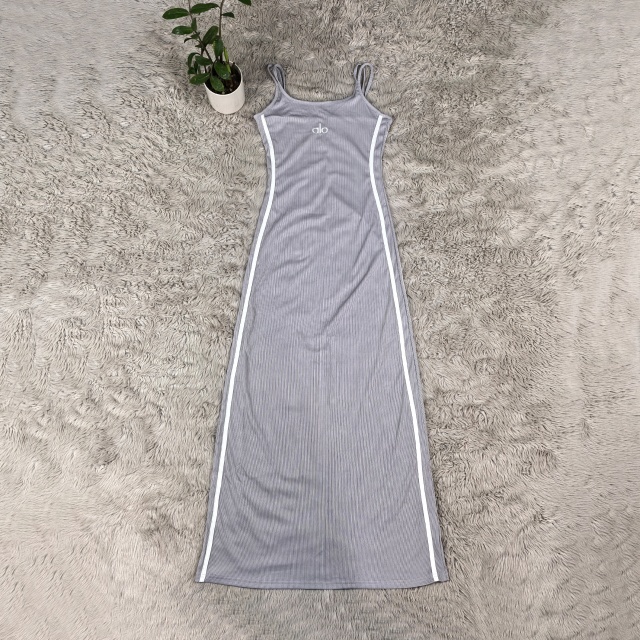 Fashion Embroidery Sleeveless Maxi Dress