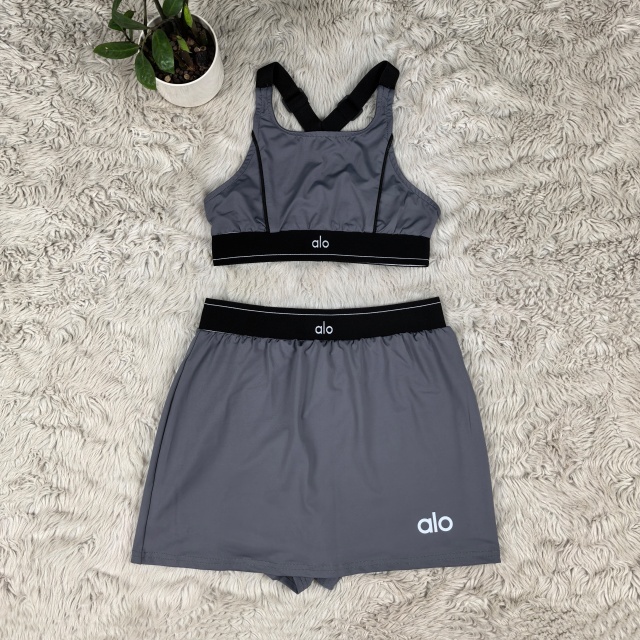 Fashion Embroidery Sport Shorts Skirt Set