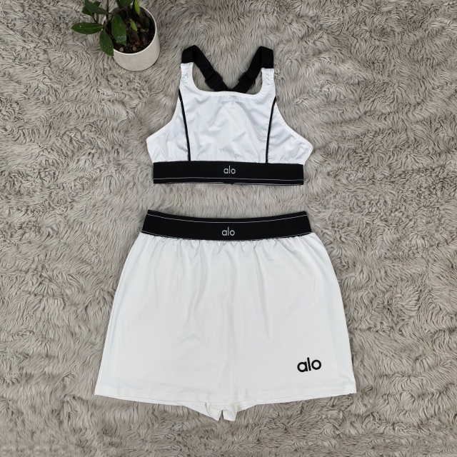 Fashion Embroidery Sport Shorts Skirt Set