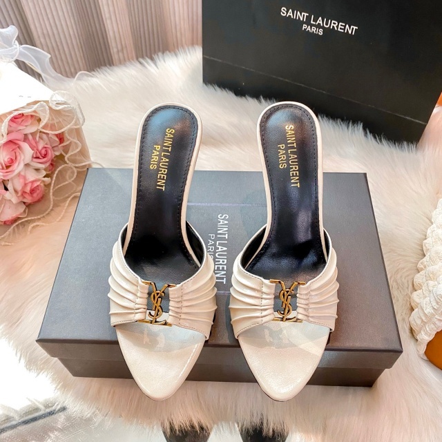 Metal Logo Hollow Out High Heeled Sandals