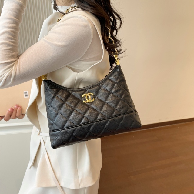 Metal Logo Leather Fashion Crossbody Bags