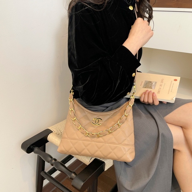 Metal Logo Leather Fashion Crossbody Bags