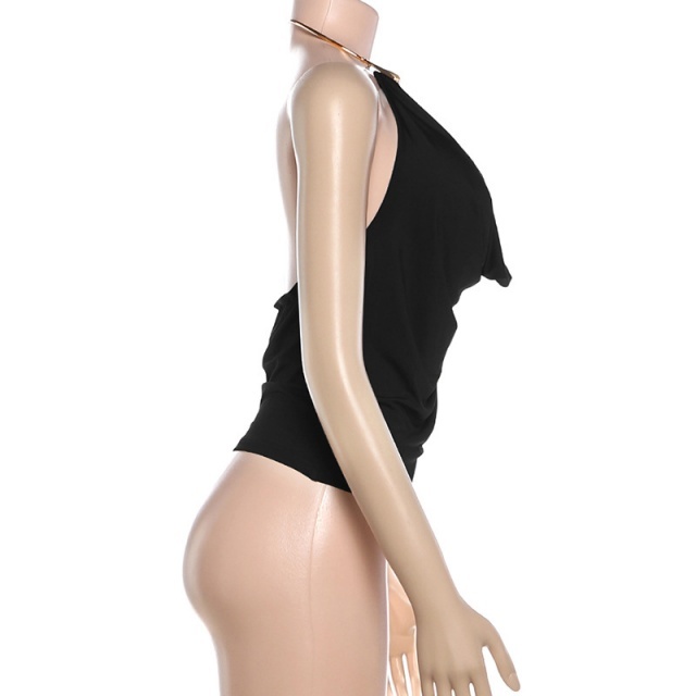 Swing Neck Metal Neck Slim Fit Vest
