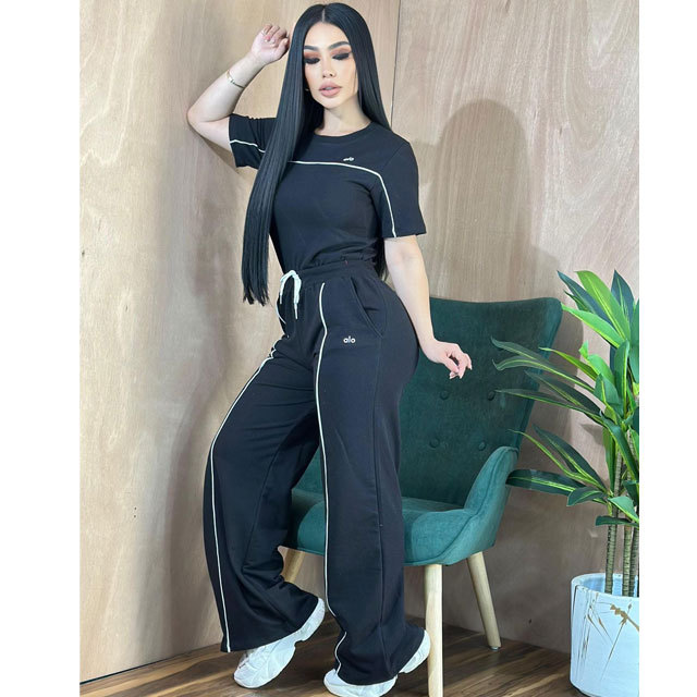 Fashion Embroidery Short Sleeve Casual Pants Suit