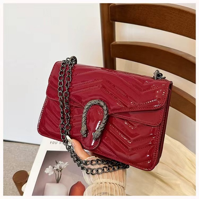 Chained Leather Fashion Women Handbags