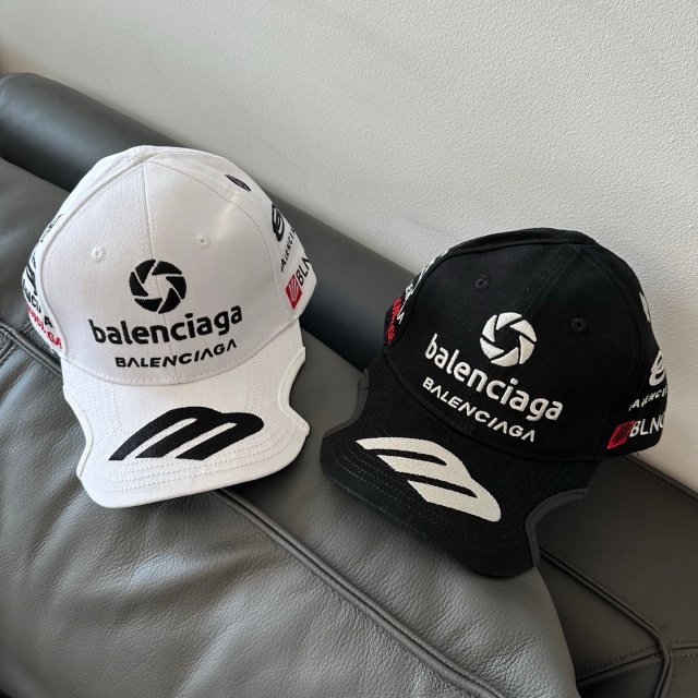 Fashion Embroidery Cut Out Baseball Caps