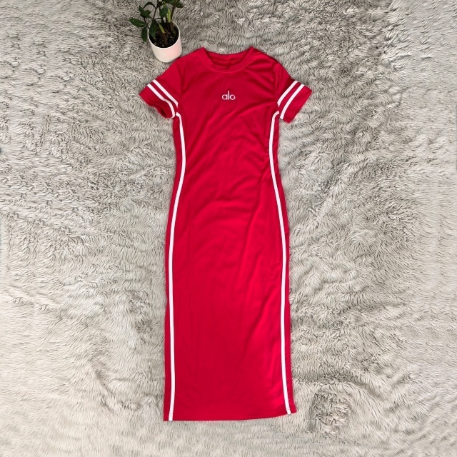 Fashion Embroidery Slit Midi Dress