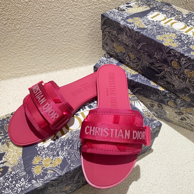 Fashion Embroidery Velcro Flat Sandals
