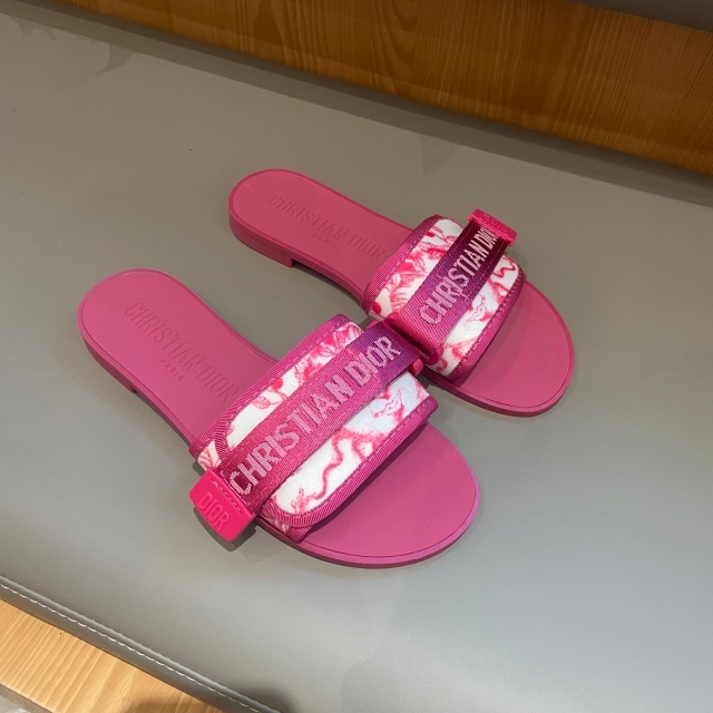 Fashion Embroidery Velcro Flat Sandals
