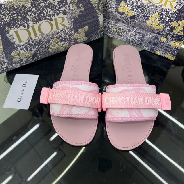 Fashion Embroidery Velcro Flat Sandals