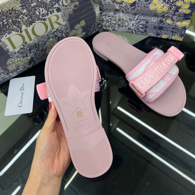 Fashion Embroidery Velcro Flat Sandals