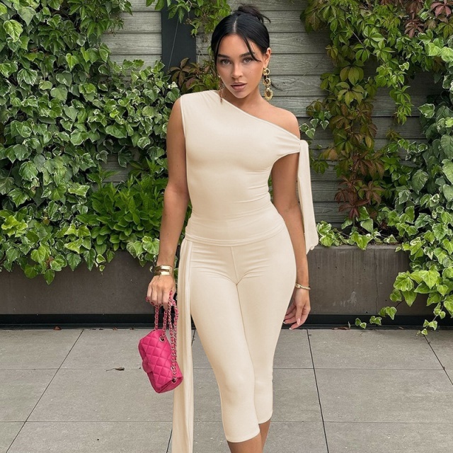 Off-shoulder Crop Top Midi Pant Suit