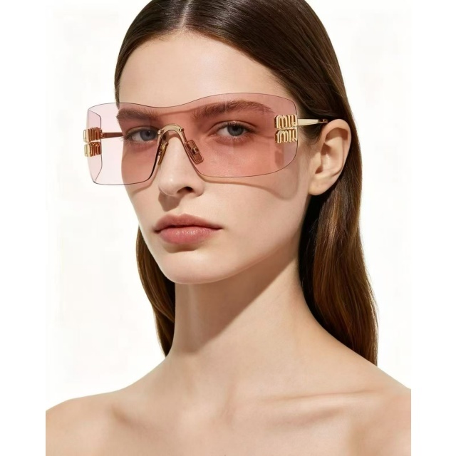 Oversize Frame One Piece Sunglasses