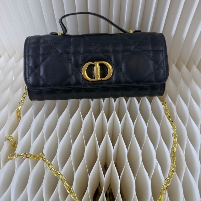 Leather Chained Fashion Messenger Bags
