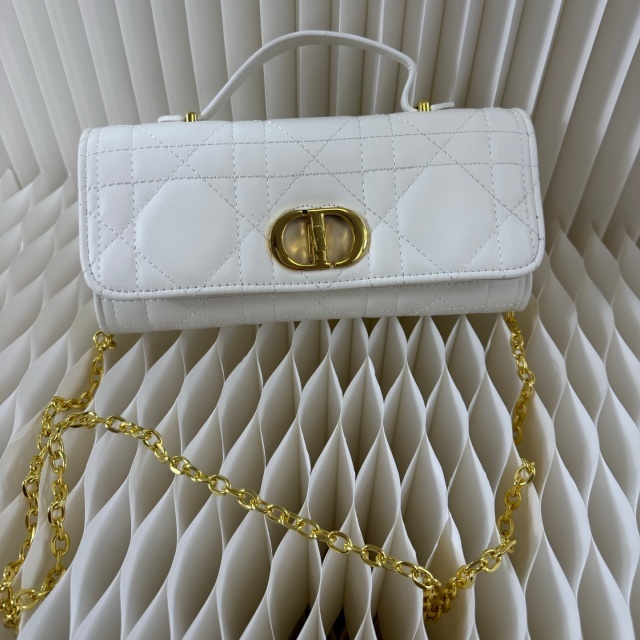Leather Chained Fashion Messenger Bags