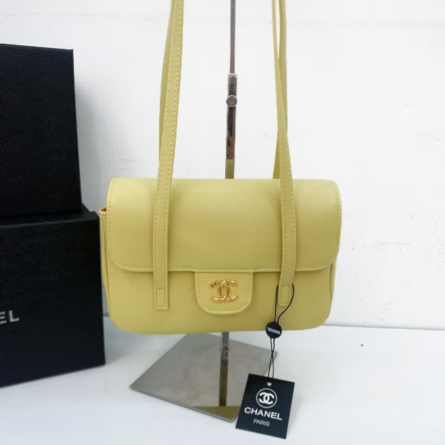 Metal Logo Leather Fashion Handbags