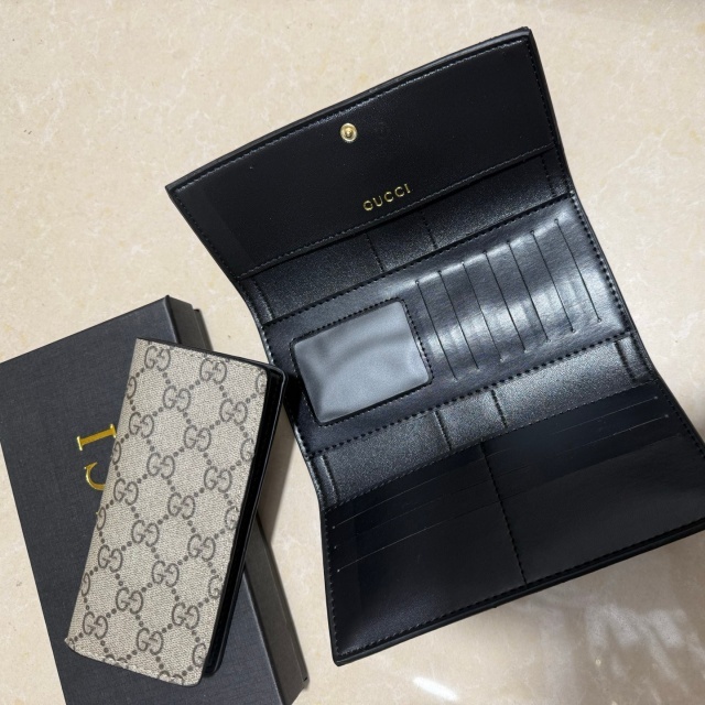 Metal Logo Fashion Women Purses