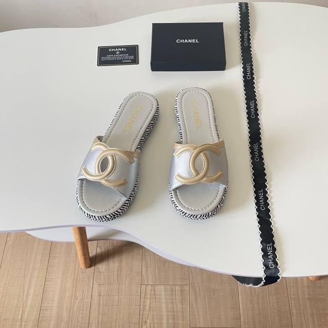 Fashion Logo Women Beach Casual Slides