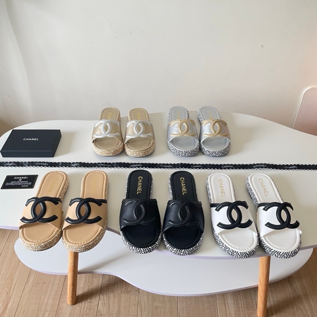 Fashion Logo Women Beach Casual Slides