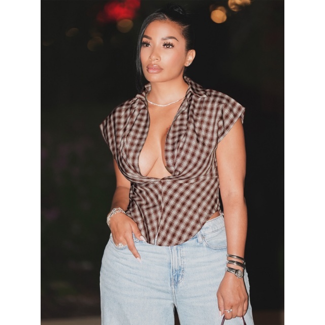 Plaid Collared Deep V-neck Fitted Sleeveless Top