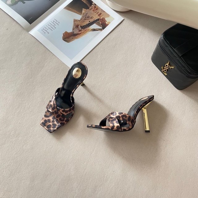 Sexy Crisscross Open Toe High Heeled Sandals