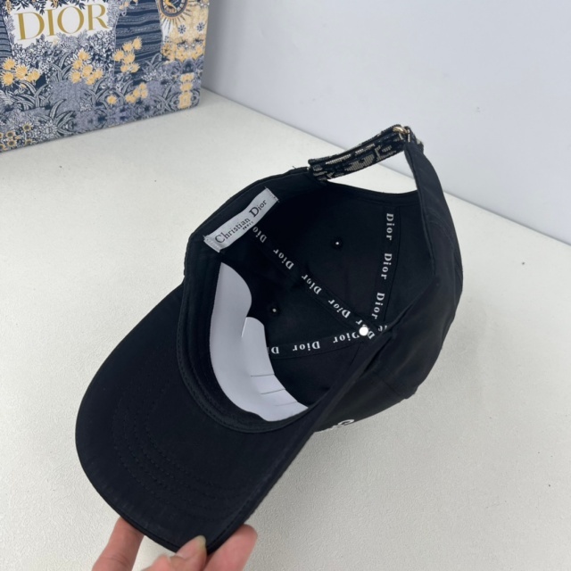 Fashion Embroidery Chic Baseball Caps