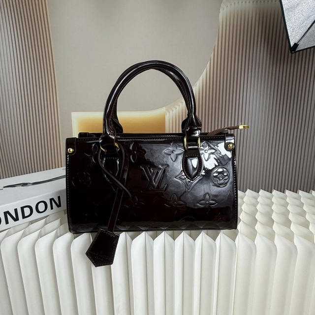 Fashion Leather Embossing Handbags