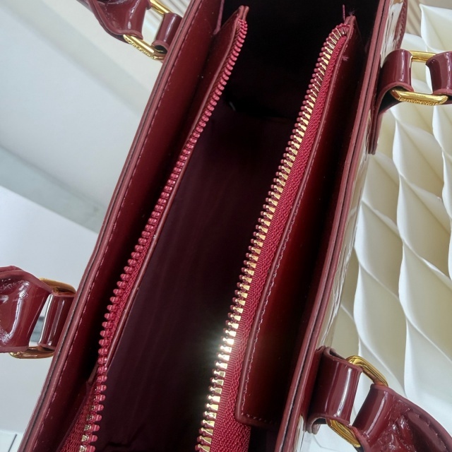 Fashion Leather Embossing Handbags
