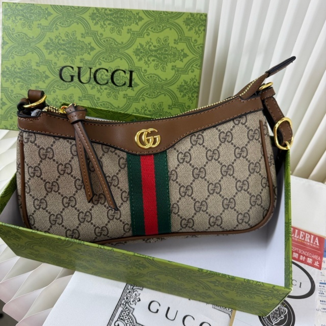 Metal Logo Printed Women Luxury Purses