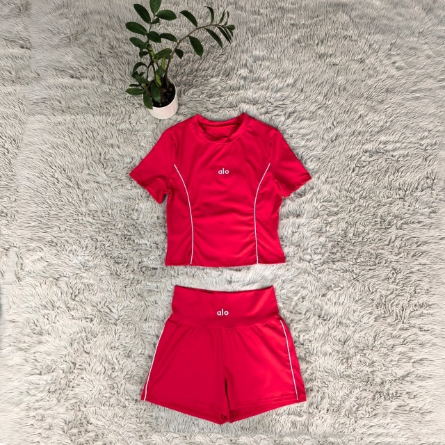 Fashion Embroidery Short Tracksuit Set