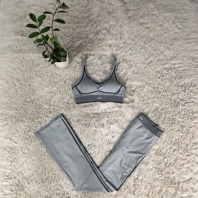 Fashion Skinny Yoga Pants Suit
