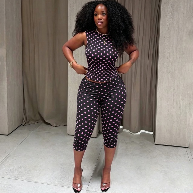 Polka Dots Printed Sleeveless Top Slim Fit Midi Pant Set