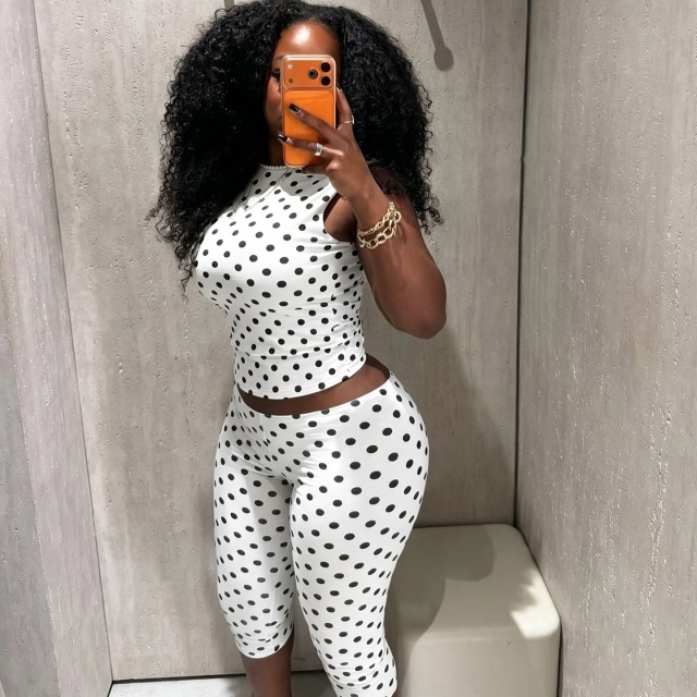 Polka Dots Printed Sleeveless Top Slim Fit Midi Pant Set