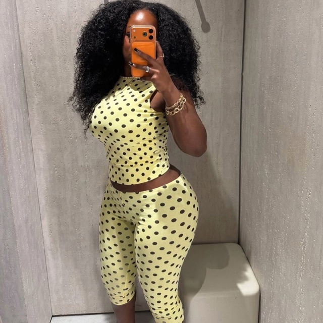 Polka Dots Printed Sleeveless Top Slim Fit Midi Pant Set