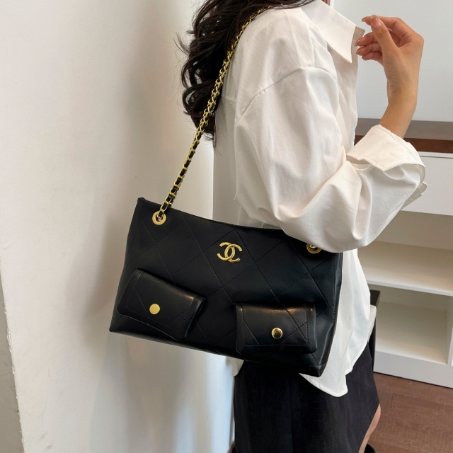 Metal Logo Women Leather Luxury Shoulder Bags