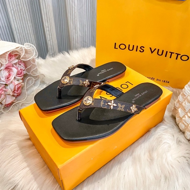 Luxury Fashion Women Beach Flip-Flops