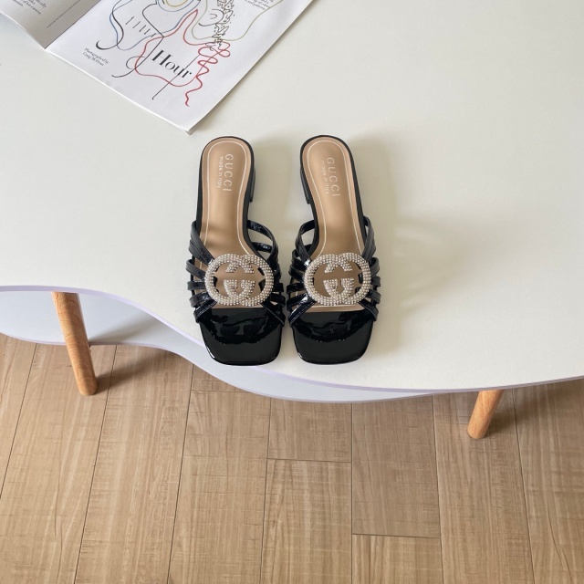 Rhinestones Hollow Out Women Flat Sandals