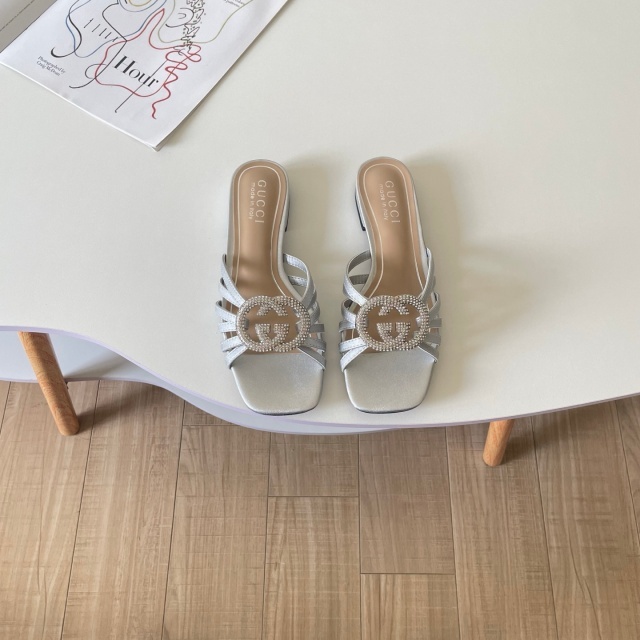 Rhinestones Hollow Out Women Flat Sandals