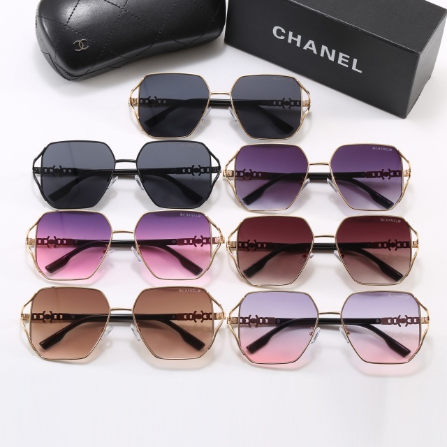Luxury Fashion Square Frame Glasses