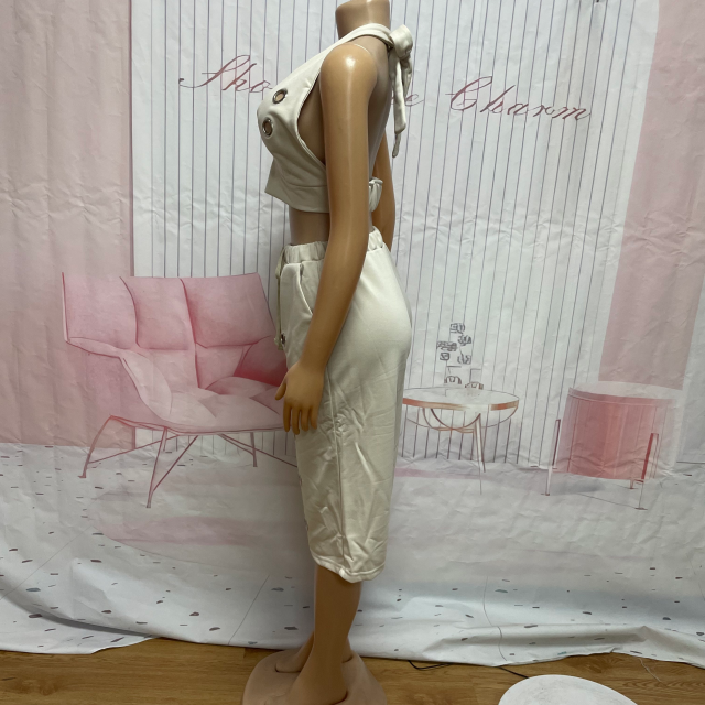Fashion Eyelets Halter Top Midi Pants Set