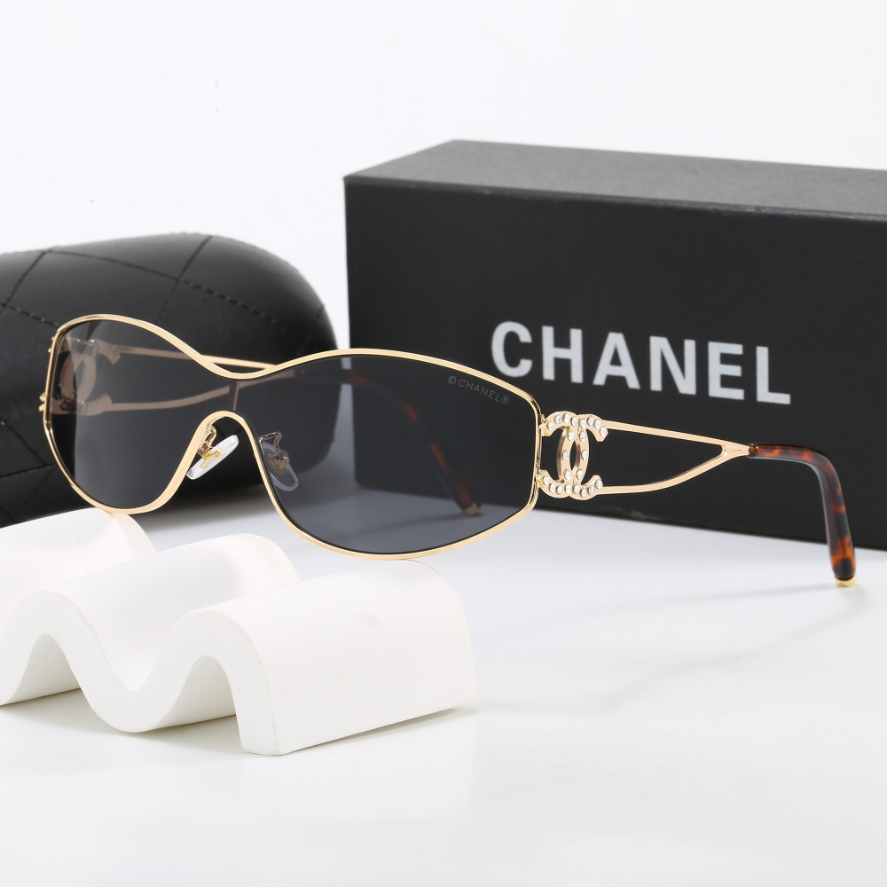 Rhinestoned One Piece Luxury Glasses
