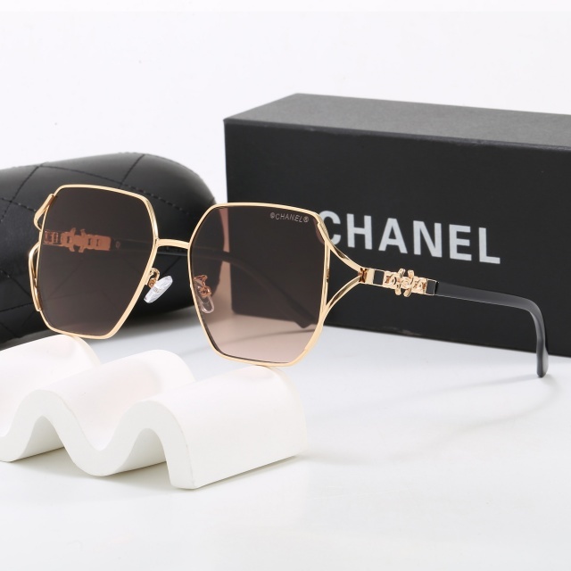 Luxury Fashion Square Frame Glasses