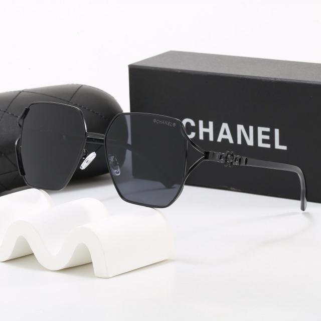Luxury Fashion Square Frame Glasses