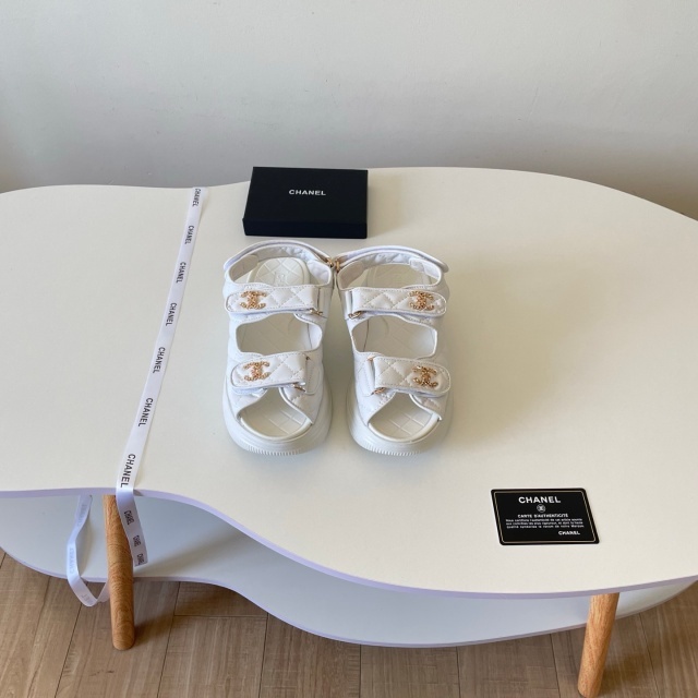 Luxury Fashion Thick-Soled Velcro Sandals