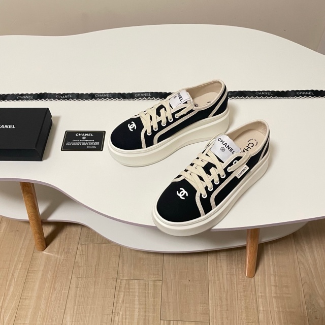 Thick-Soled Women Casual Sneakers