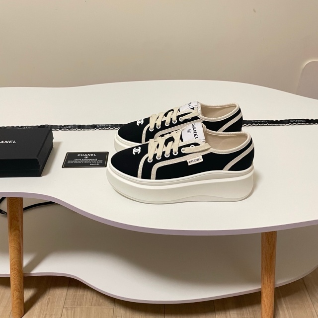 Thick-Soled Women Casual Sneakers