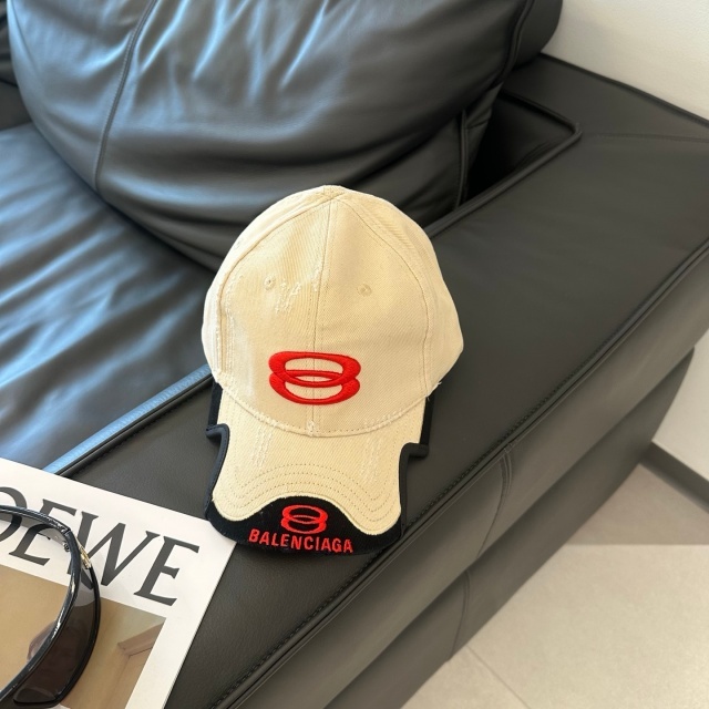Fashion Embroidery Cut Out Baseball Caps